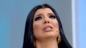 Andreea Tonciu imploră ajutorul oamenilor pentru a-l salva: ”Are o tumoare la ficat avansată...”