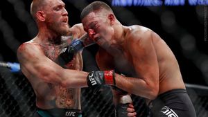 Conor McGregor riscă 6 ani de închisoare după ce i-a distrus telefonul unui fan