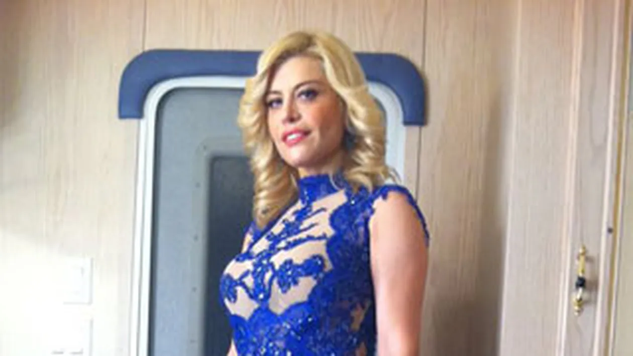 Uite ce sexy este Loredana Groza in aceasta editie a show-ului Vocea Romaniei!