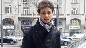 Oficial e singur, insa in secret ii merge bine! Cum a ajuns Dima Trofim sa fie facut "posta" de doua blonde, in doar o ora