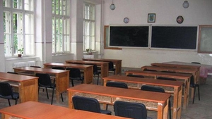 Elevii nu se mai întorc miercuri la școală: clasele se închid! Comunicatul oficial!