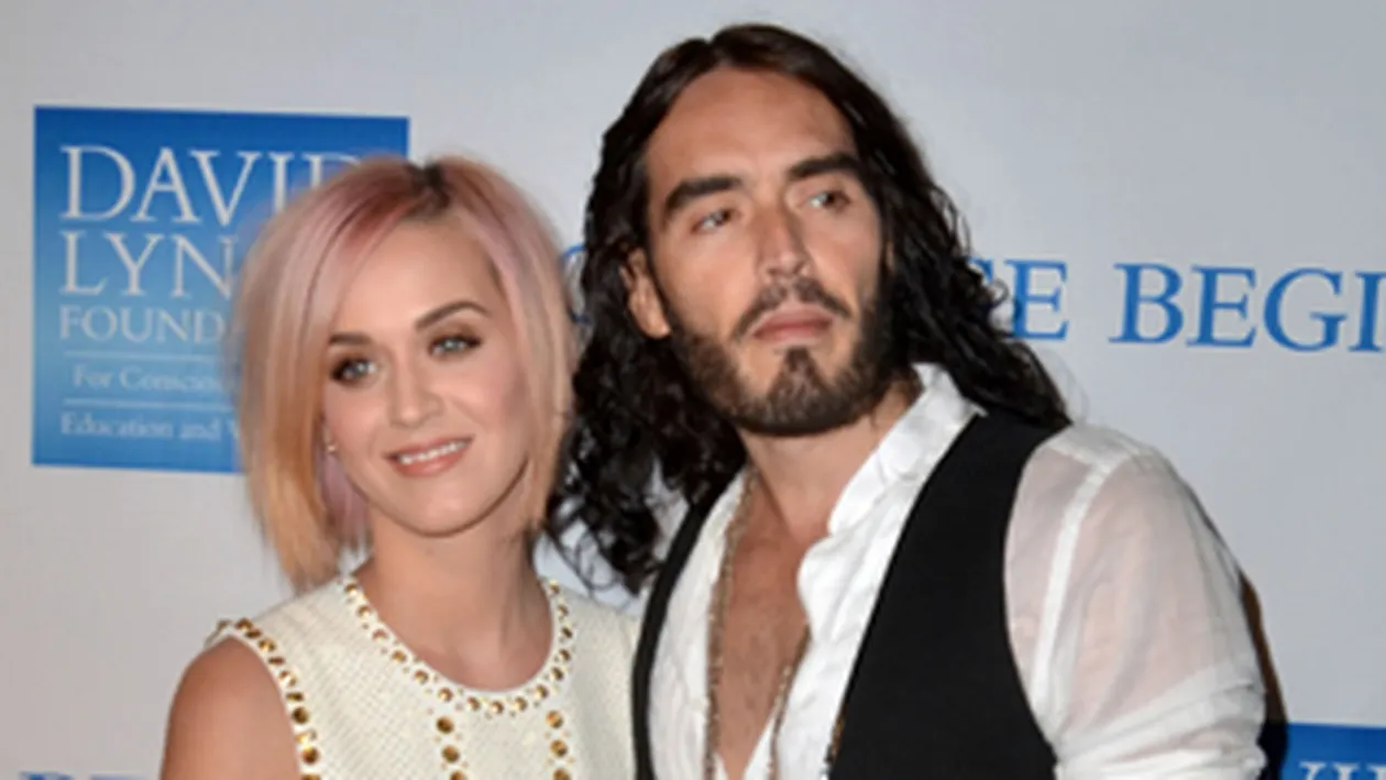 Katy Perry a inceput terapia pentru a il uita pe Russel! Scrie versuri despre relatia lor!