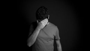 Alin, un tânăr de 18 ani din Satu Mare, și-a pus capăt zilelor. Apropiații fac dezvăluiri uluitoare