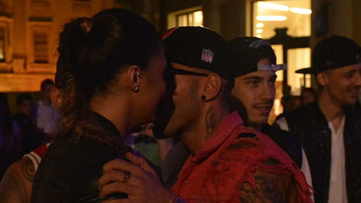 Antonia si Alex Velea, gesturi tandre in public! Proaspat divortat, artistul nu mai ascunde idila cu frumoasa vedeta