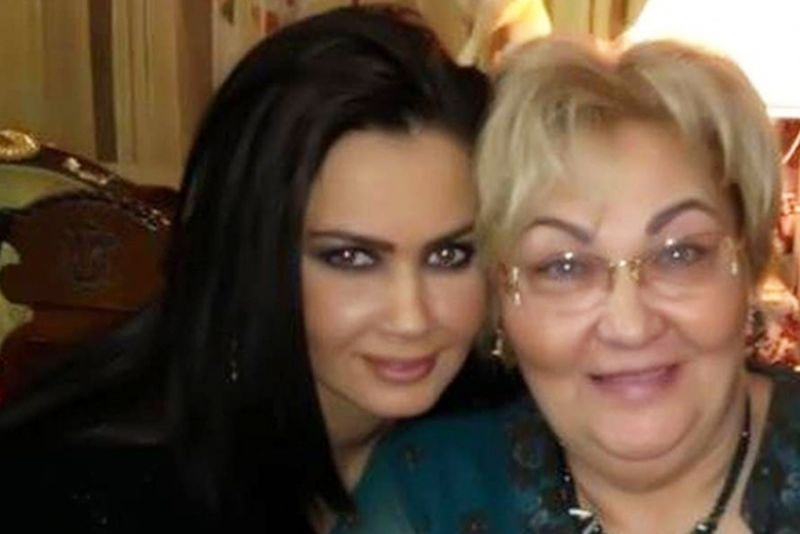 Oana Zăvoranu, mărturisiri incredibile în direct! Brunetei îi este dor de mama ei: ”Mă întreb şi eu uneori ce ar zice. Dacă ar fi mulţumită”