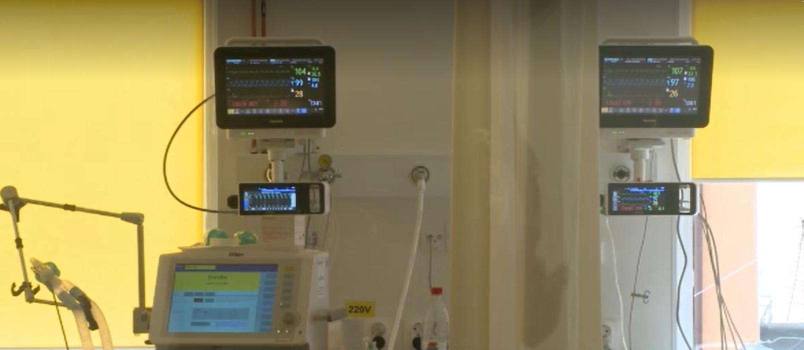 Poveste tragică înainte de Crăciun. Doi medici, soț și soție, au murit de COVID în același salon al spitalului în care au lucrat în Câmpina
