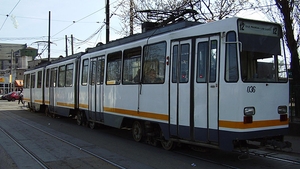 ACCIDENT GRAV în Capitală! Două tramvaie s-au ciocnit în zona Ştefan cel Mare, iar şase persoane au fost rănite