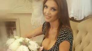 CRISTINA SPĂTAR nu duce lipsă de admiratori! Ce a găsit în portiera maşinii