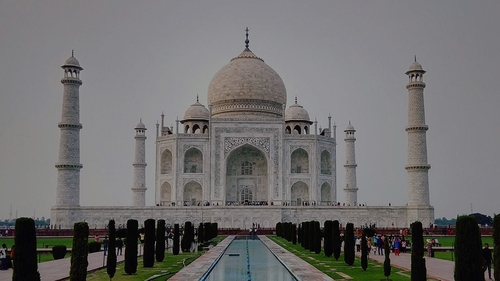 Avertizare MAE: Evitați călătoriile în India. Cetățenii străini trebuie să părăsească statul