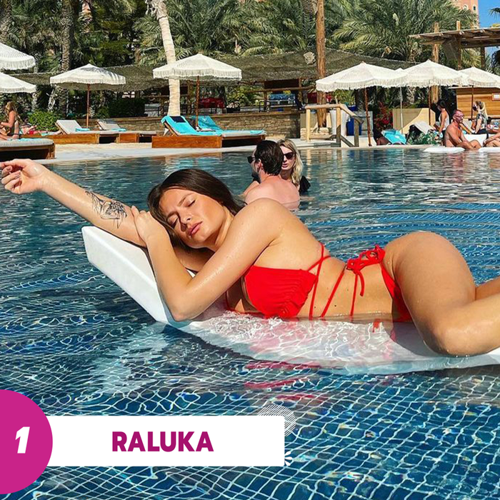 Pentru ele nu există iarnă! Top 30 sexy-vedete la mare și la soare, în țările calde. Ce locuri ocupă în clasament Raluka, Denisa Hodișan și Cristina ICH