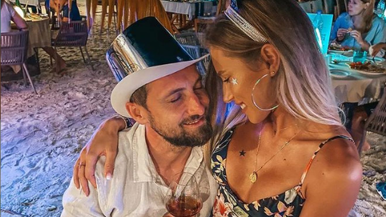 Cum a răspuns Dani Oțil când a fost întrebat de sexul bebelușului: ”Eu n-am făcut nimic, doar am stat!” Reacția Ramonei face toți banii