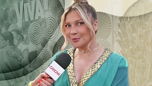Lora nu vrea să cedeze! Soţul nu i-a satisfăcut dorinţa, iar artista... l-a pus la punct: “Nu cer mult”