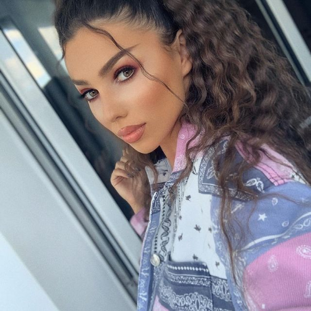 Shondy, noua stea din muzica românească / Sursă foto: Instagram