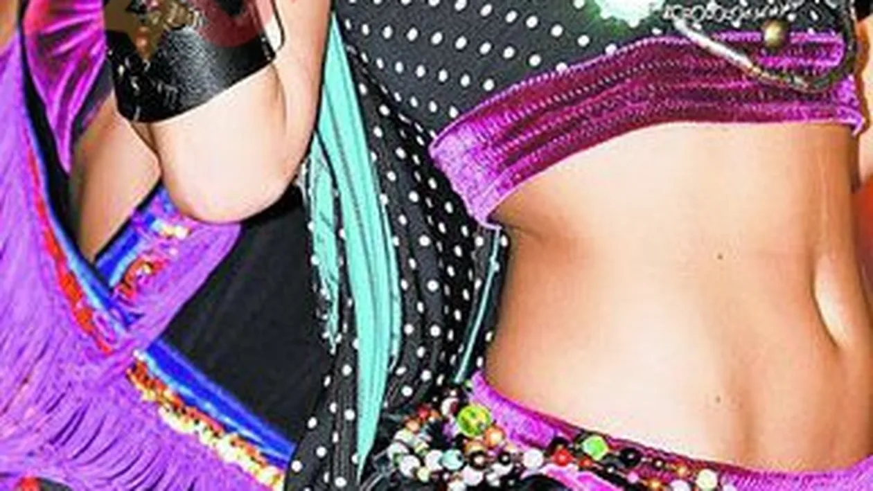 Anna Lesko ii ia 100.000 de euro lui Radu Groza