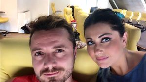 Tavi Clonda le-a arătat tuturor cât de bună gospodină este soţia lui! Ce activitate casnică făcea Gabriela Cristea în timp ce soţul ei o poza