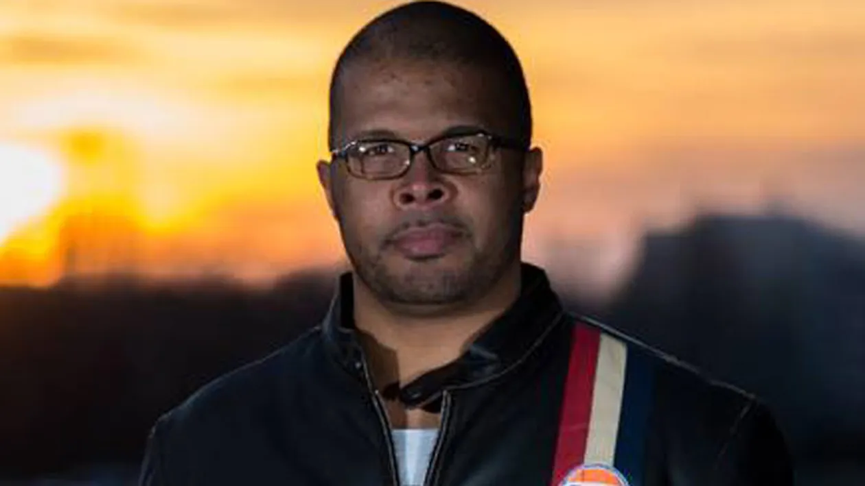 Cabral Ibacka iti da gratis un smartphone! Trebuie sa indeplinesti o singura conditie: Te bagi?