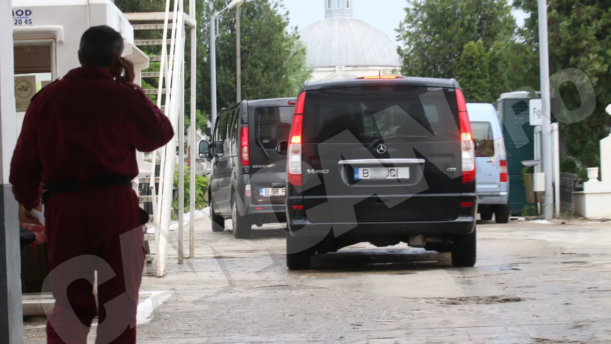 Imagini halucinante cu maşina mortuară!  La ce manevră a apelat familia lui Dan Condrea, astăzi, la IML!