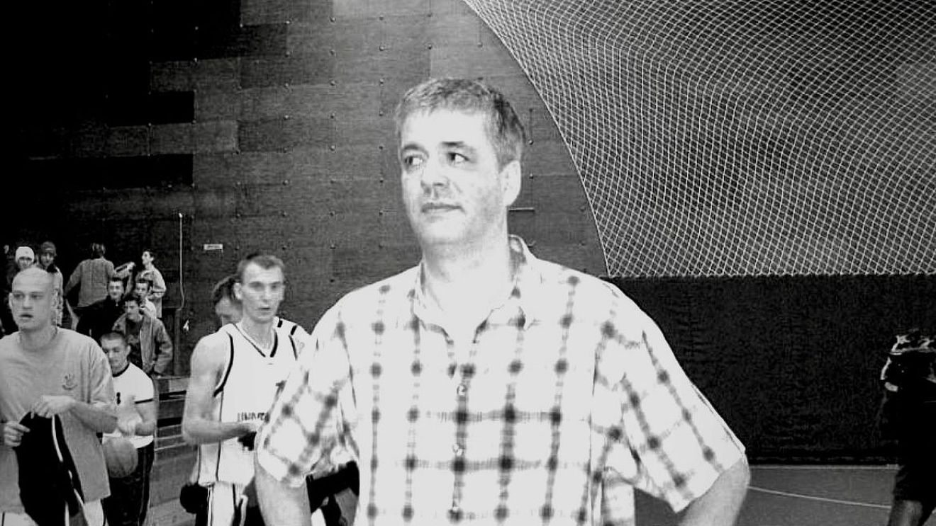 Doliu în sportul românesc! Un fost antrenor de top a murit pe un pat de spital din Iași