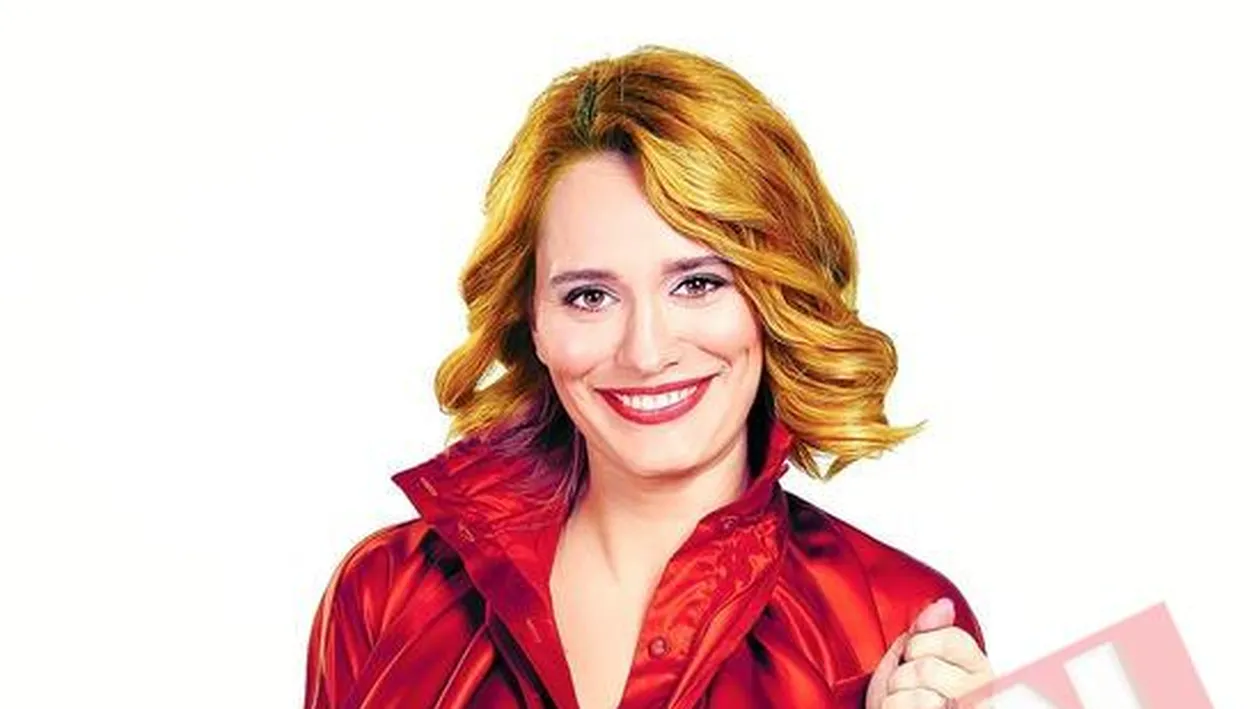 Esca a luat pastile antialergice pentru a se poza cu o pisica