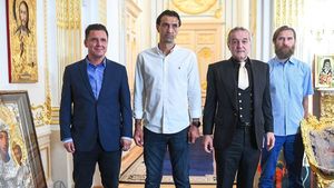 Gigi Becali i-a cumpărat lui Alexandru Tudor un bolid de lux! A povestit care a fost reacția fostului arbitru: “Se încurca în butoane și...”
