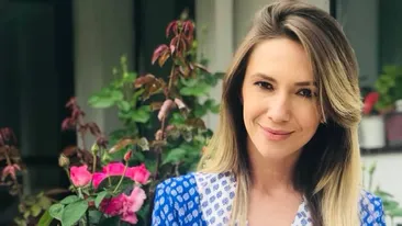 Adela Popescu, criticată dur pentru noua schimbare de look: ”Te îmbătrânește, nu-ți stă bine!”