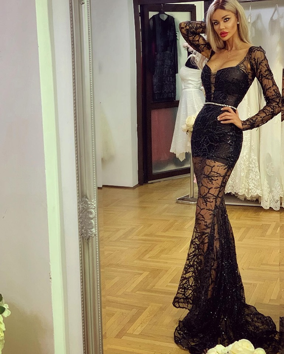 Bianca Drăgușanu, în cabinetul medicului estetician! Ce intervenție și-a făcut vedeta
