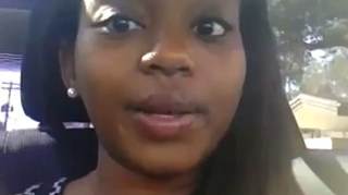 Video de dat pe Facebook! Ce poate face gagica asta cu limba nu ai vazut nici in filmele cele mai porno - Imagineaza-ti cum e sa te sarute pe fast-forward