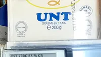 Ce preț are cel mai ieftin unt din România, cu 65% grăsime la 200 grame
