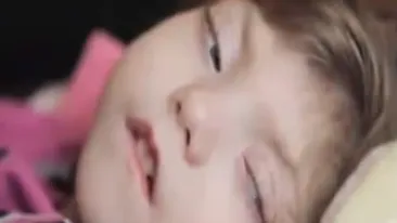 Fetita ASTA nu imbatraneste niciodata! Cum arata micuta la 8 ani