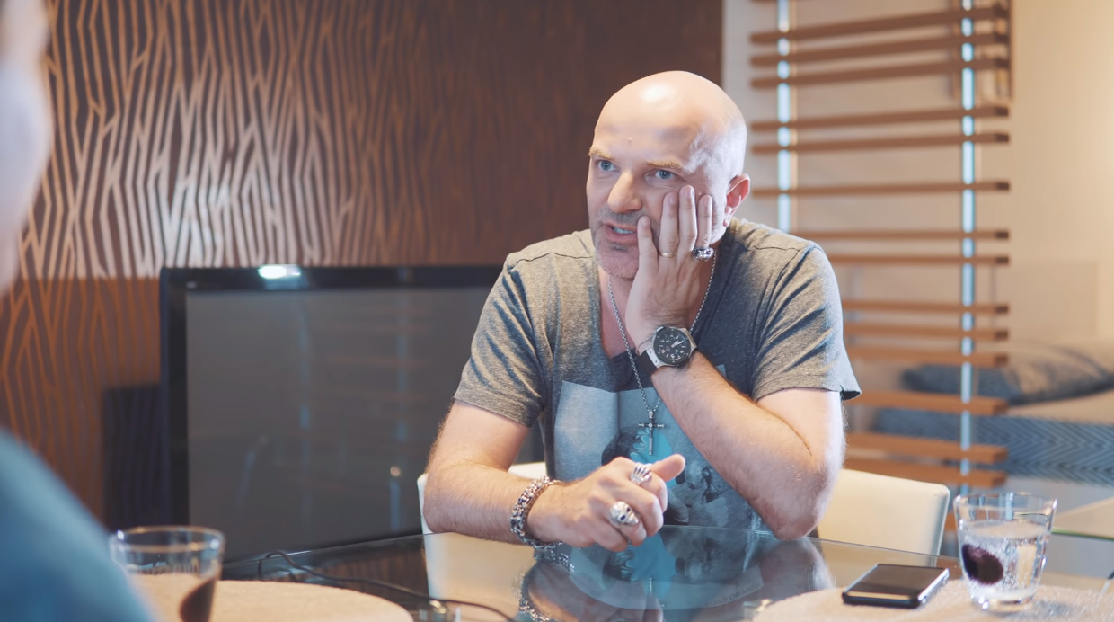Dan Capatos a spus adevărul despre bătaia dintre Nicolae Guță și iubita lui gravidă de la Antena 1. A fost o făcătură