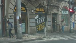 Au fost la un pas de moarte! Ce s-a intamplat in zona Mosilor din Capitala intrece orice imaginatie! Vezi ce am surpins pe camera