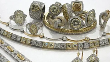 Un francez si-a inscenat jefuirea casei si a dat vina pe niste romani!