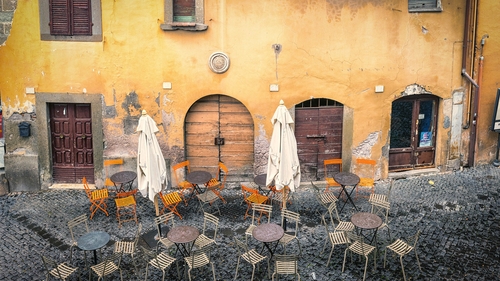 Italienii, liberi să iasă în baruri și cafenele, pentru prima în 2021: „Ne simțim vii în fiecare dimineață”