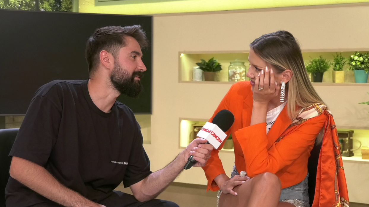 Emily Burghelea: "Și da, în spatele porților, acolo, în momentul în care a fost numărătoarea inversă, am simțit că mă arunc cu parașuta!"
