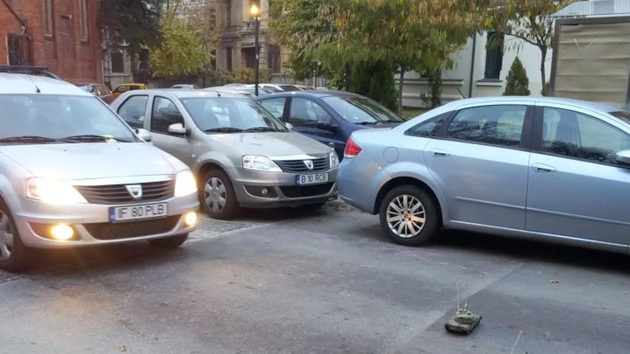 Varianta liliputana! Cum s-a blocat traficul la repetitiile pentru mini-parada de 1 decembrie!