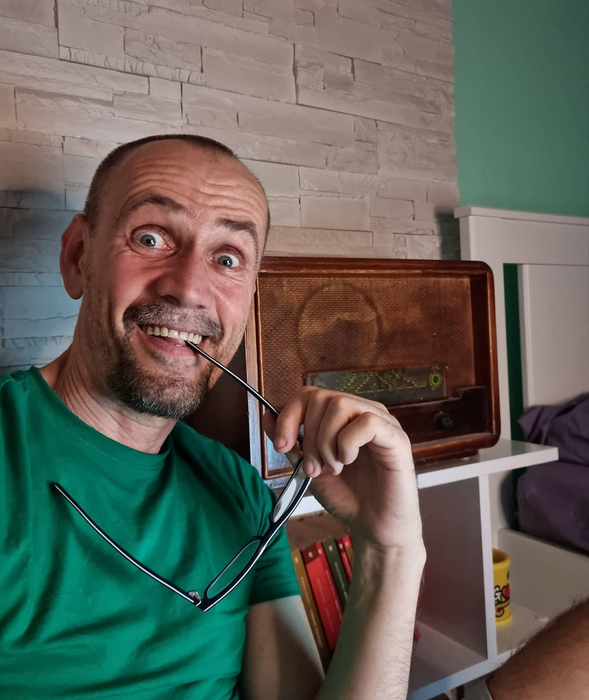 Cum i s-a schimbat viaţa lui Daniel Ilie, aka Varză după participarea la iUmor: „M-am angajat o săptămână și pe șantier”