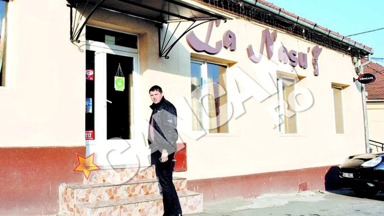 Cristian Bobar, finul sefului de la Dinamo, a pus lacatul pe localul La Nasu' din Resita. Obligat de Borcea sa-si vanda restaurantul!