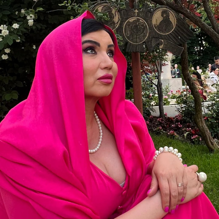Carmen Harra și Adriana Bahmuțeanu, amenințate prin mesaje! „Vă folosim și pe voi ca momeală”