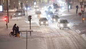Meteorologii EaseWeather au modificat prognoza: Ninge 15 zile fără oprire în aceste orașe din România