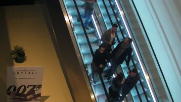 Victor Slav a ajuns a cincea roata la caruta! Vezi in ce situatie a fost pus prezentatorul TV chiar de prietenii lui!