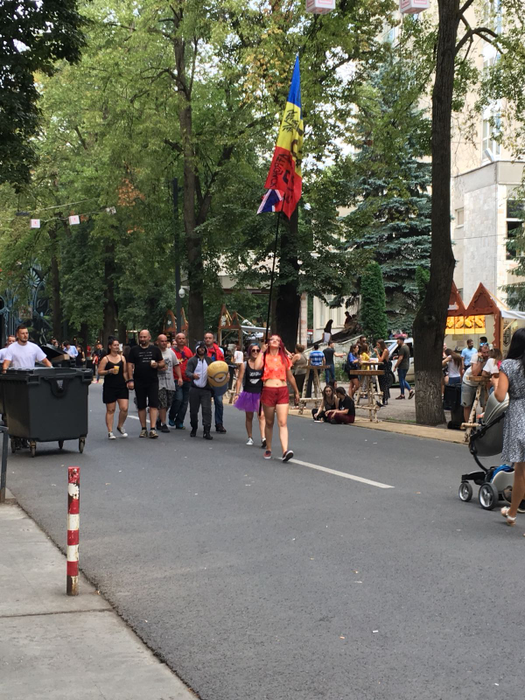 Un grup de englezi s-a făcut remarcat în deschiderea UNTOLD 2018! Petrecăreții sunt puși pe fapte mari