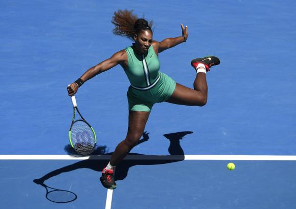 Radu Banciu a luat foc după ce Simona Halep a fost eliminată de Serena Williams. “Arăta ca maimuțele! Stătea cu punga aia de rahat în fund. În loc s-o scuipe, i-a zis…”