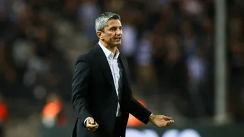 Ce salariu uriaș ar urma să primească Răzvan Lucescu la Qatar, după ce a plecat de la PAOK Salonic