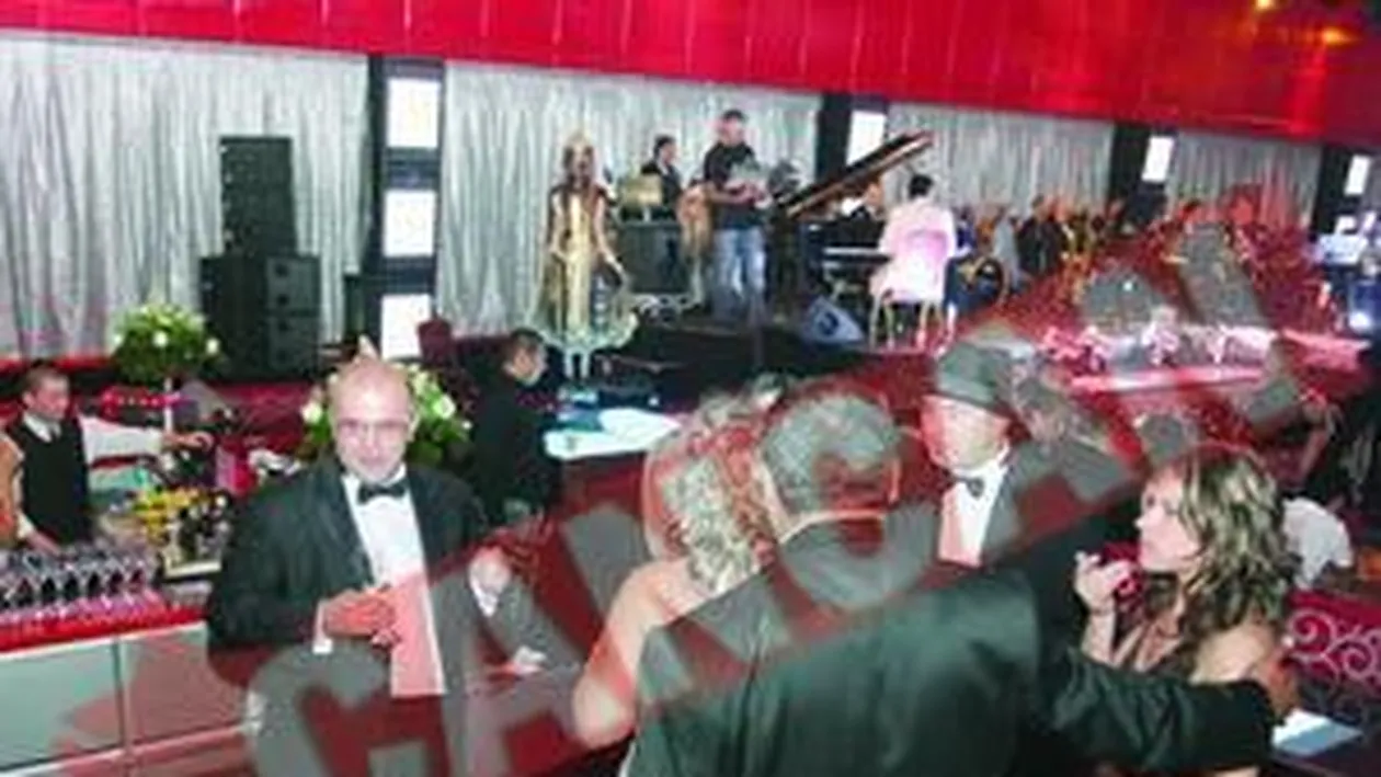 700 de invitati la nunta lui Bursuc