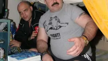 Descoperire-soc in casa lui Nutu Camataru! Procurorii au gasit zeci de cai, cerbi si ursi transati, la perchezitii!