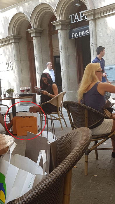 Cruduța și-a devalizat ”sponsorul” la Barcelona