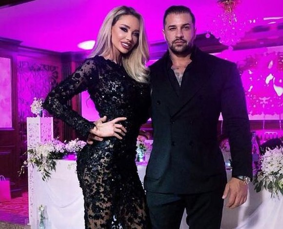 Nu e banc! Câte ore pe noapte doarme Bianca Drăgușanu