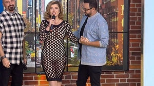 Loredana Groza, cu zonele intime la vedere în direct la Pro TV, în emisiunea lui Cătălin Măruță