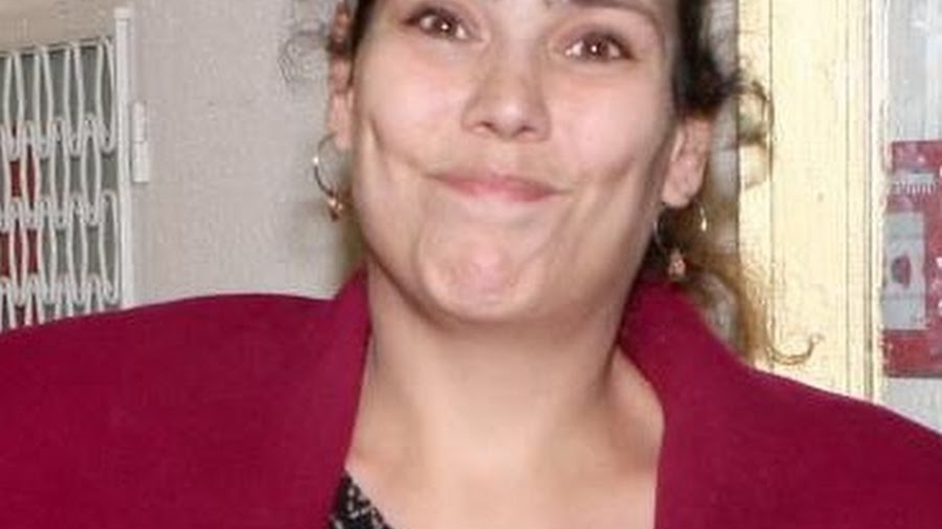 Ioana Tufaru apare mereu nemachiată și cu haine primite de pomană, dar stai să vezi ce frumoasă e aranjată!
