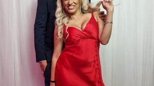 Cu cine se iubeşte Anisia Gafton, câştigătoarea Sunt celebru, scoate-mă de aici? Iubitul vedetei Pro TV e cunoscut şi el